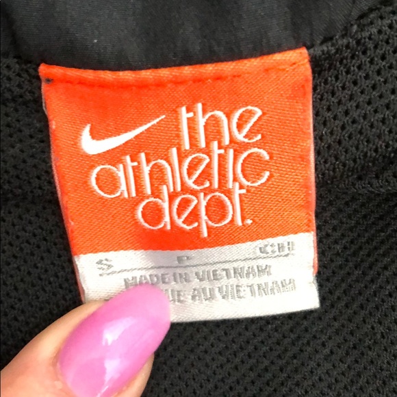 Nike jacket - Picture 6 of 6